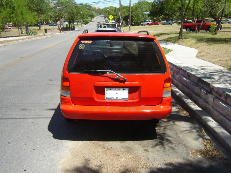 Illustration for article titled Mystery Nissan Minivan-ish Wagon Down On The Austin Street